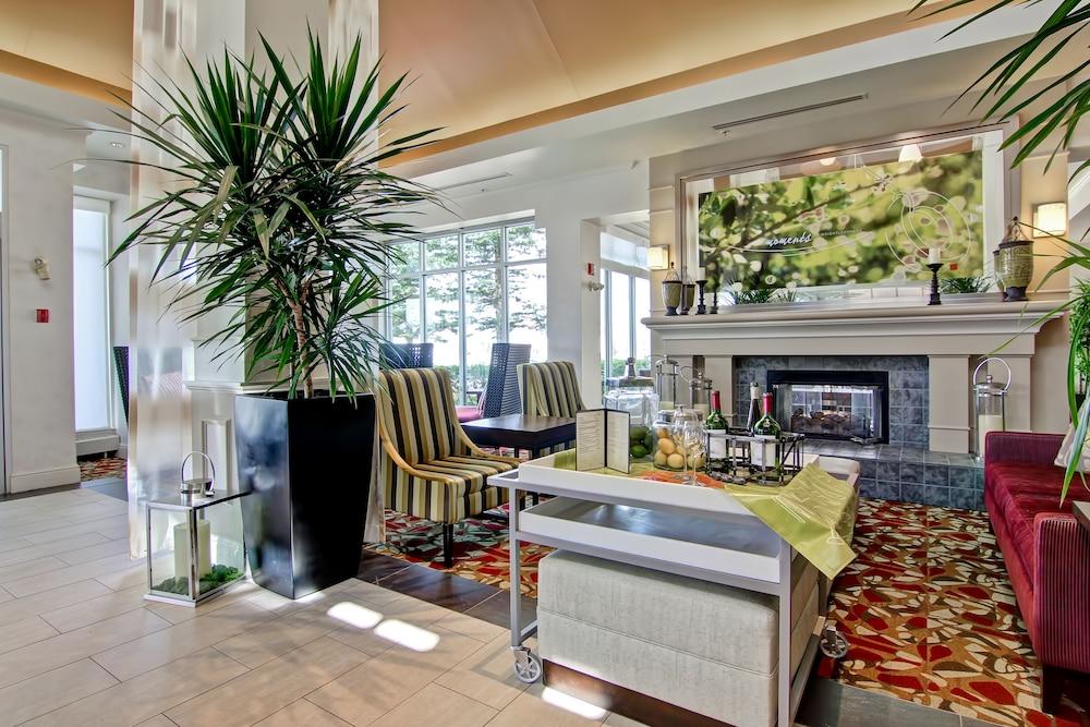 Hilton Garden Inn Calgary Airport Eksteriør billede