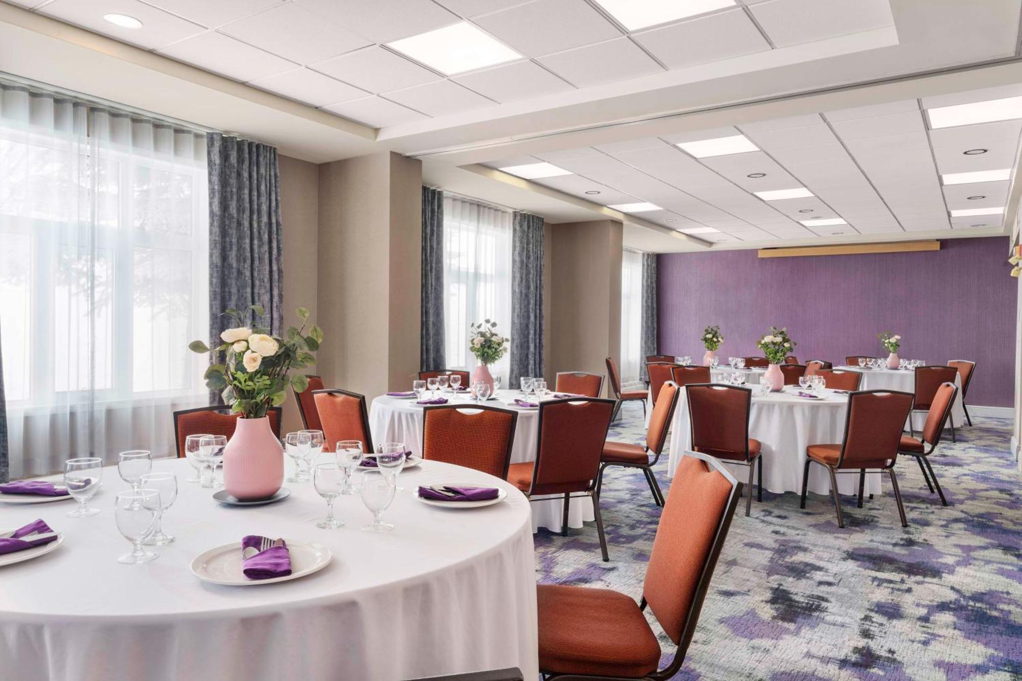 Hilton Garden Inn Calgary Airport Eksteriør billede