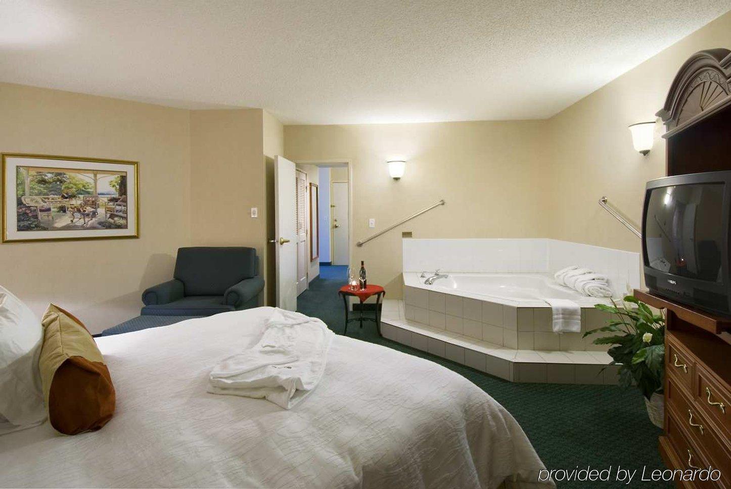 Hilton Garden Inn Calgary Airport Værelse billede